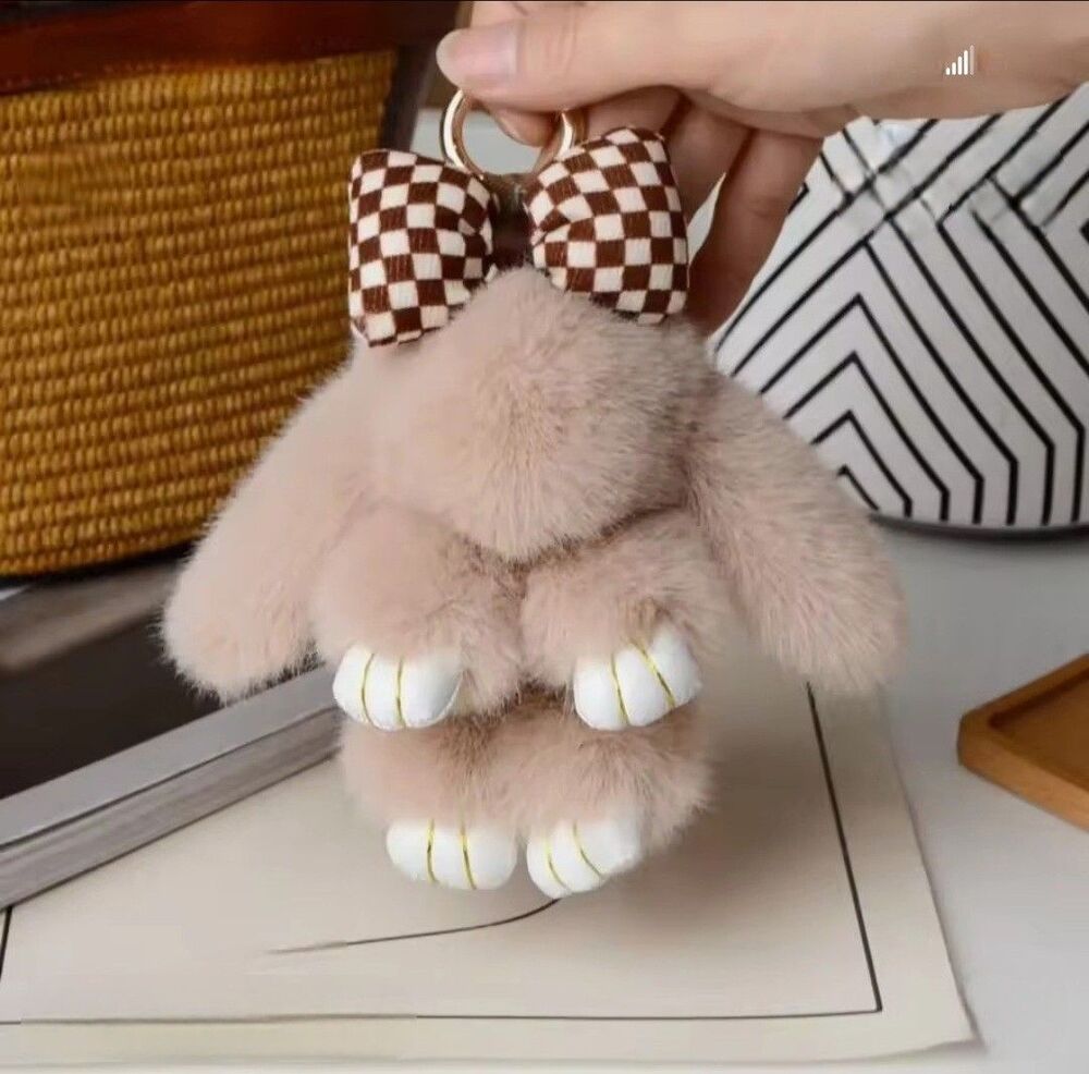 Cute Charm Key Chain Bag pendant Plush Bunny Toy Rabbit Fur Doll Gifts Keychain